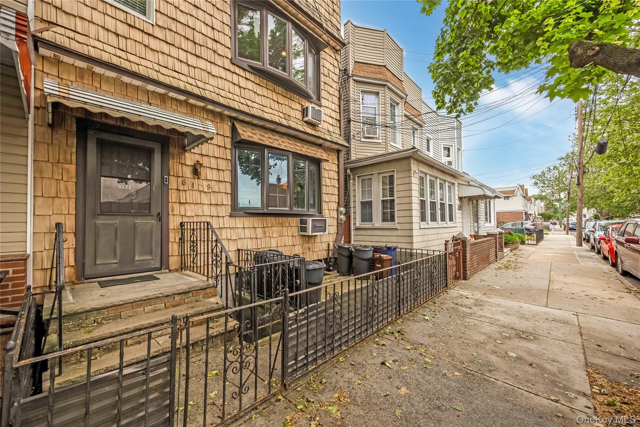 Single Family 62nd Road Queens, NY 11379, MLS-1005338-3