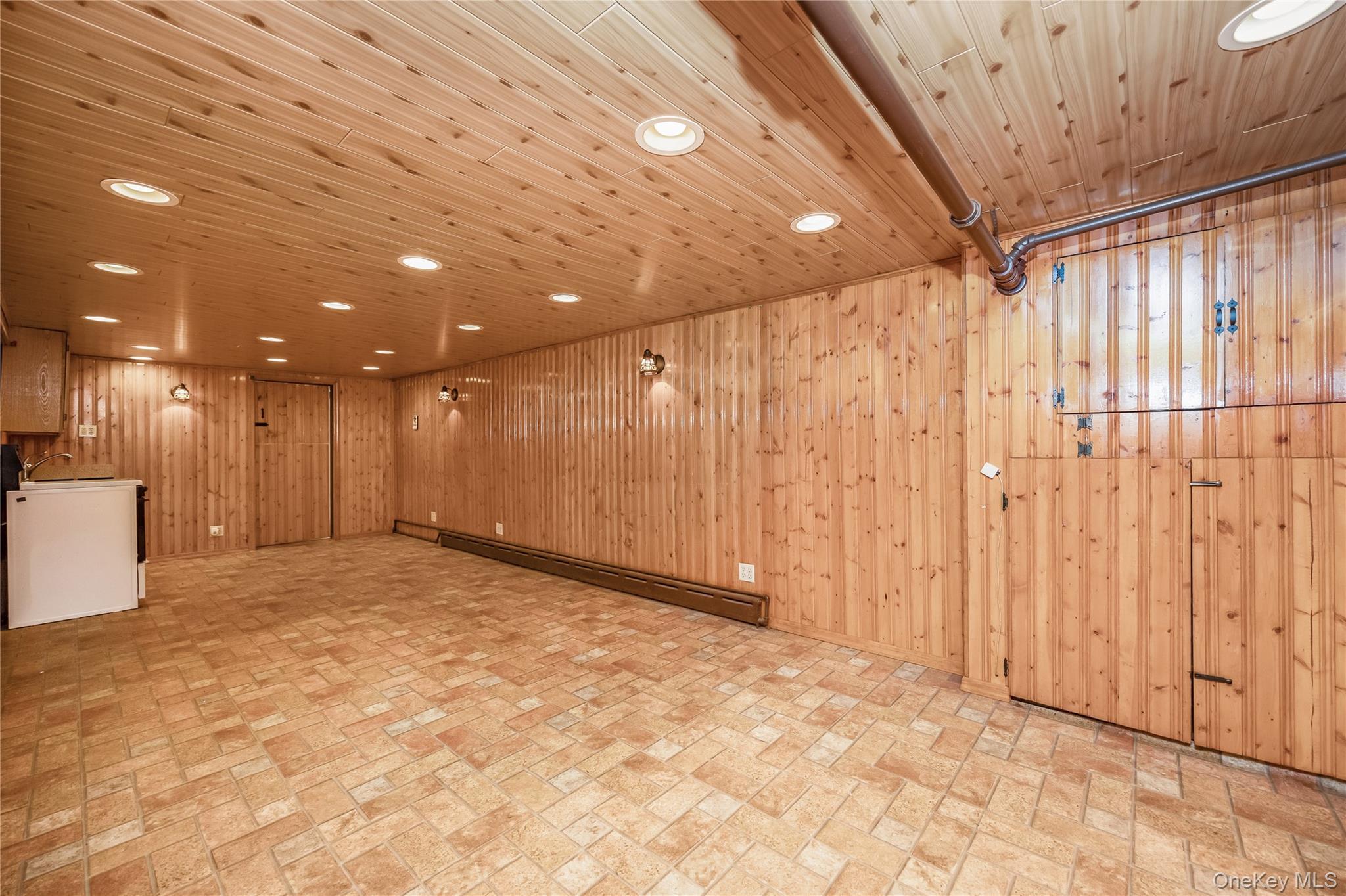 Single Family 62nd Road Queens, NY 11379, MLS-1005338-37