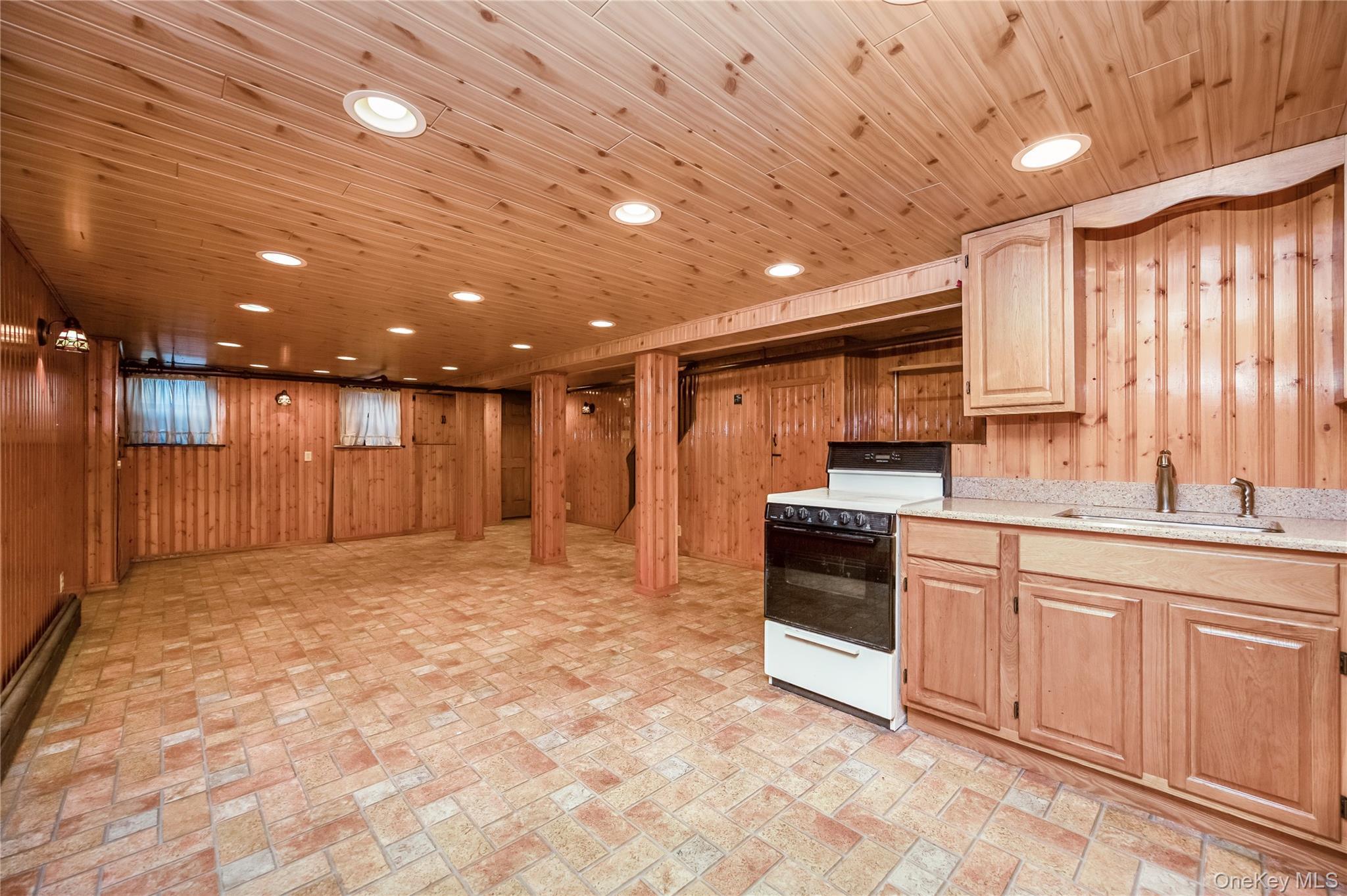 Single Family 62nd Road Queens, NY 11379, MLS-1005338-38