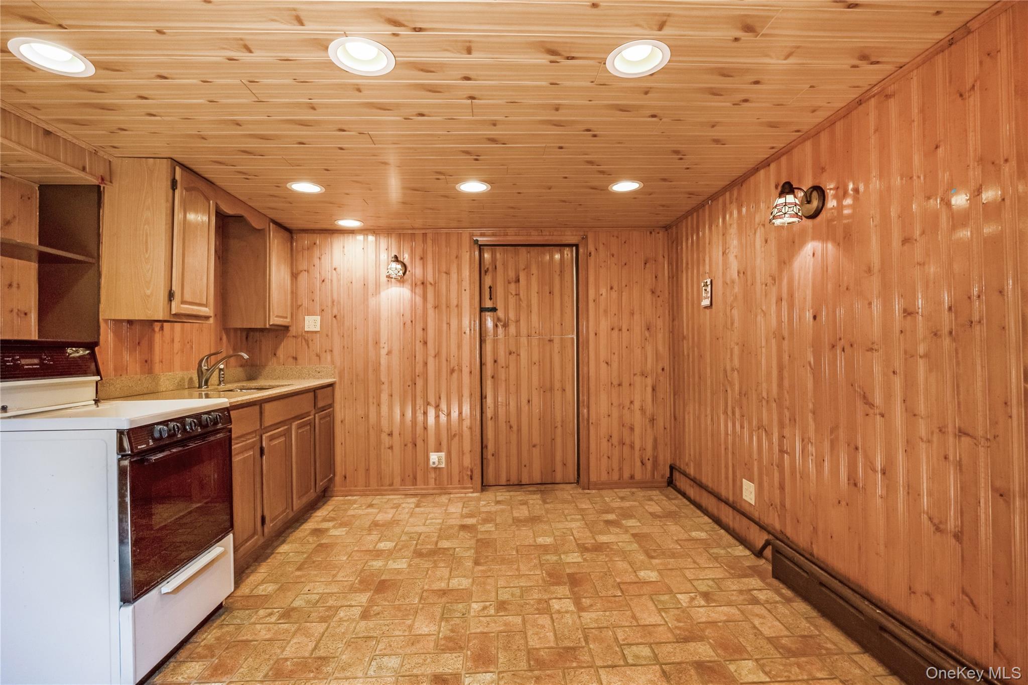 Single Family 62nd Road Queens, NY 11379, MLS-1005338-40