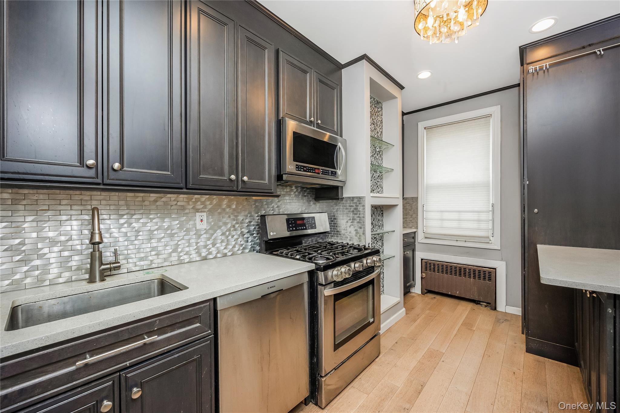 Single Family 62nd Road Queens, NY 11379, MLS-1005338-5
