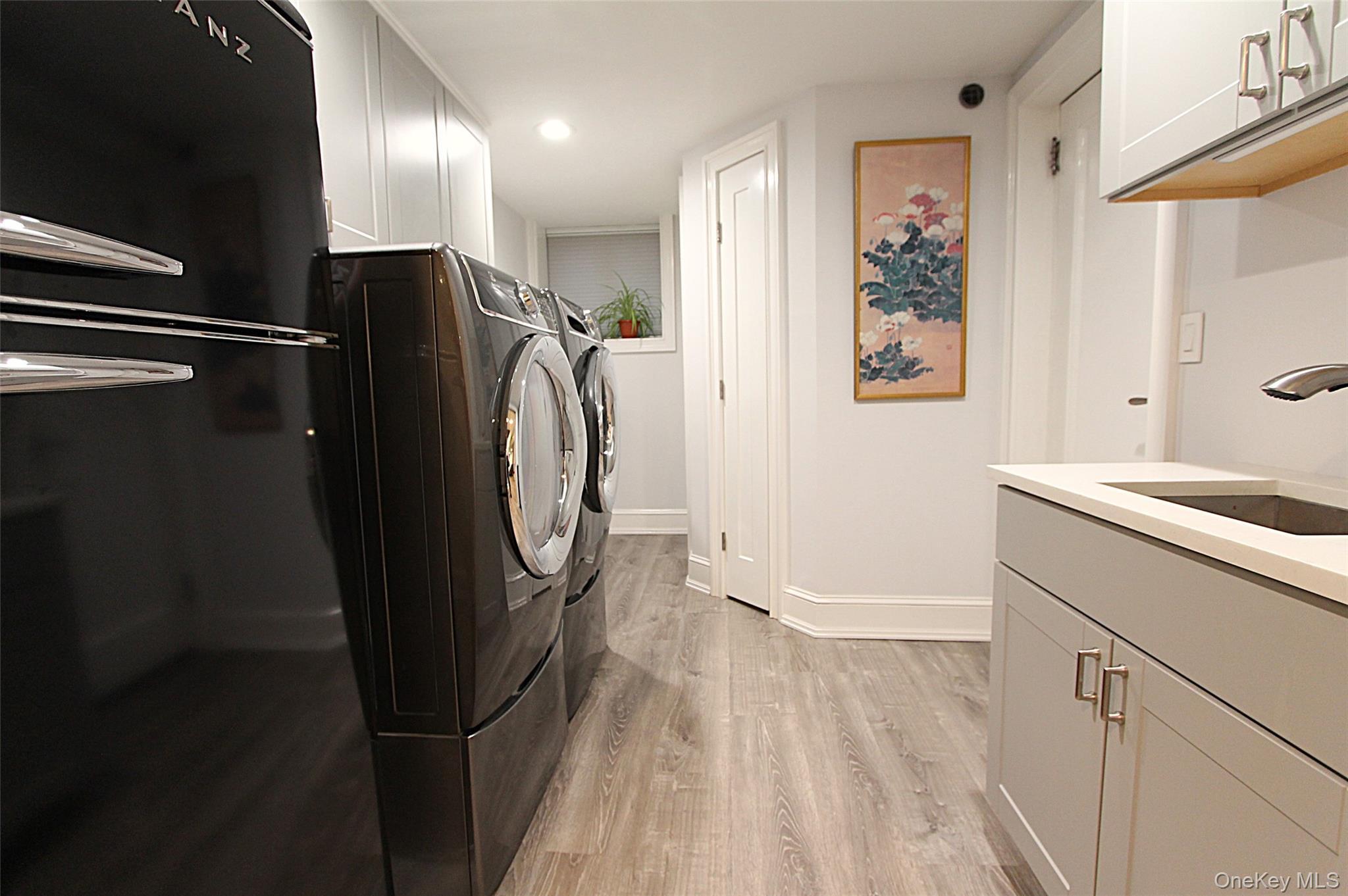 Single Family 81st Queens, NY 11379, MLS-1005352-16
