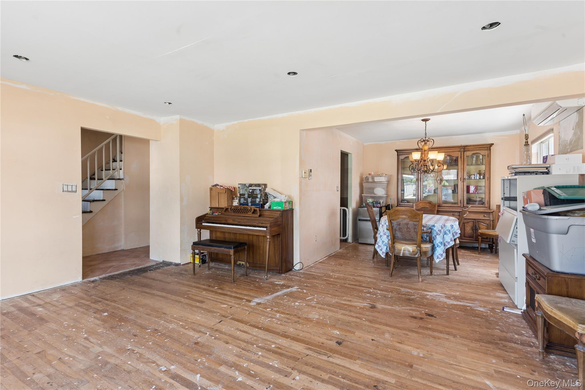 Single Family 253rd Queens, NY 11422, MLS-1005412-4