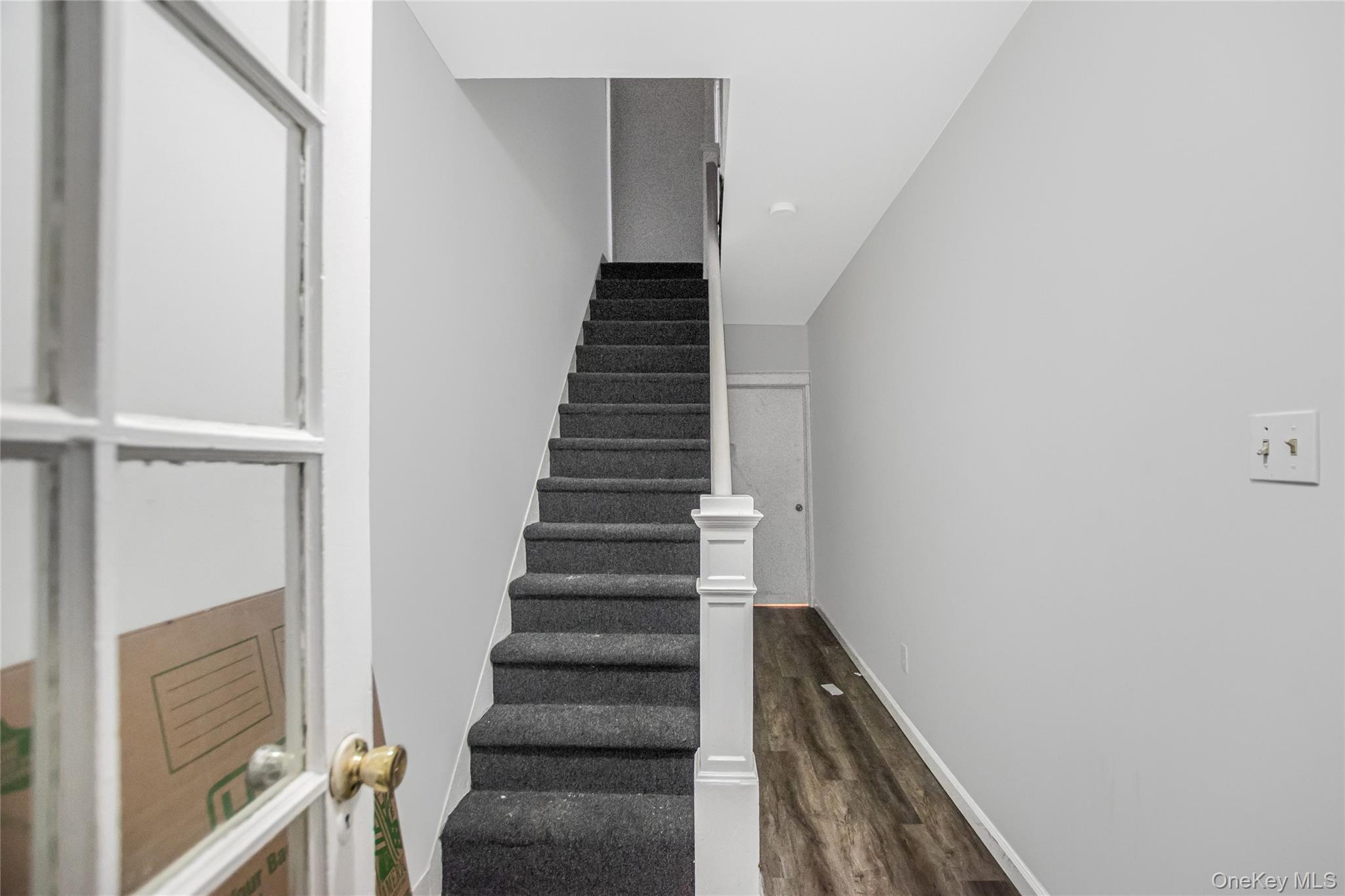 Single Family Harrington  Bronx, NY 10461, MLS-1005420-2