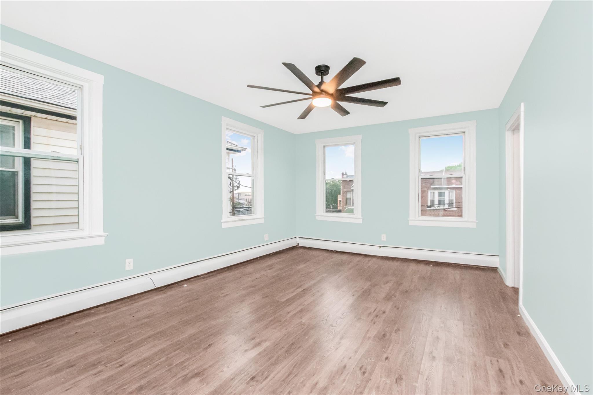 Single Family Harrington  Bronx, NY 10461, MLS-1005420-6
