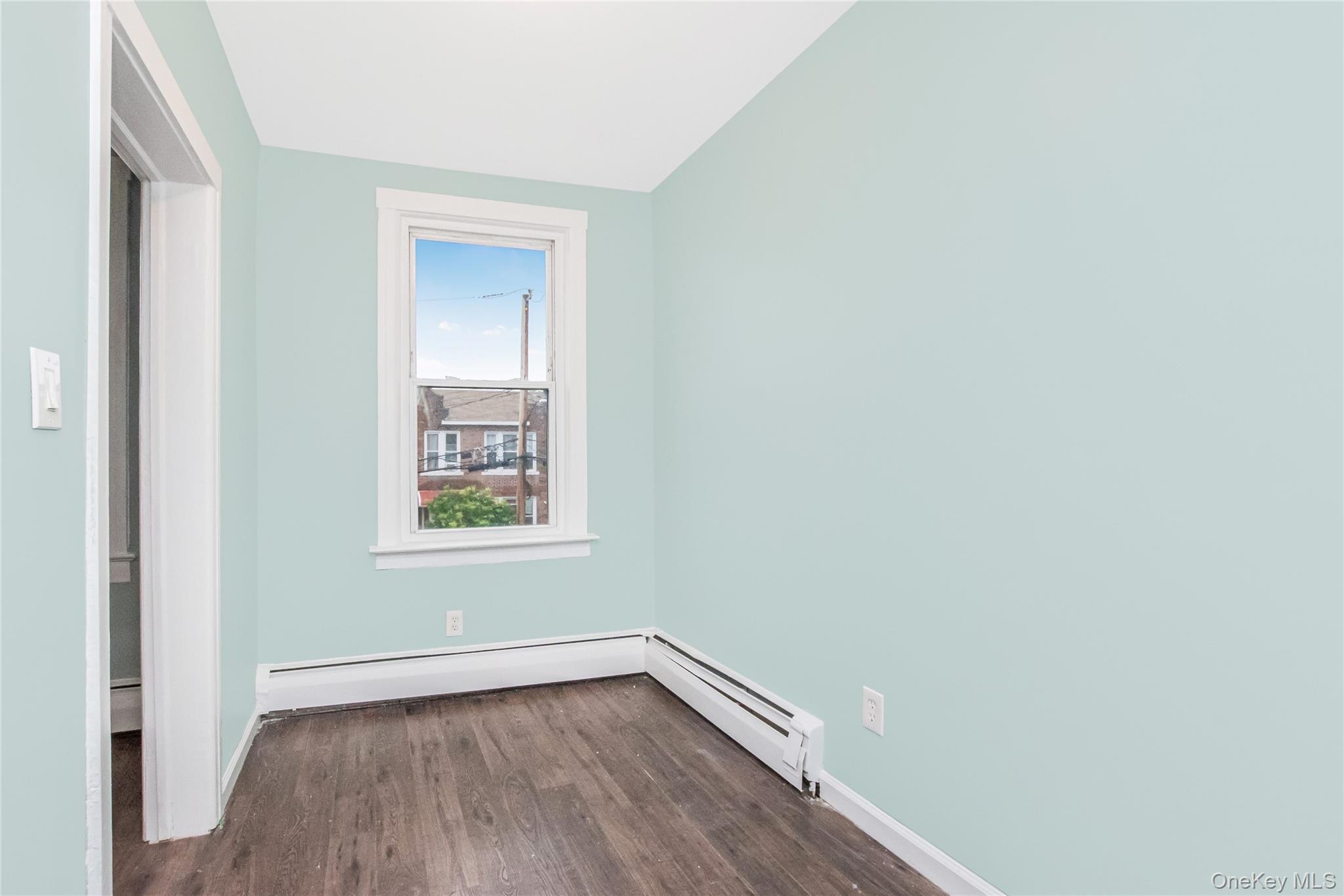 Single Family Harrington  Bronx, NY 10461, MLS-1005420-7
