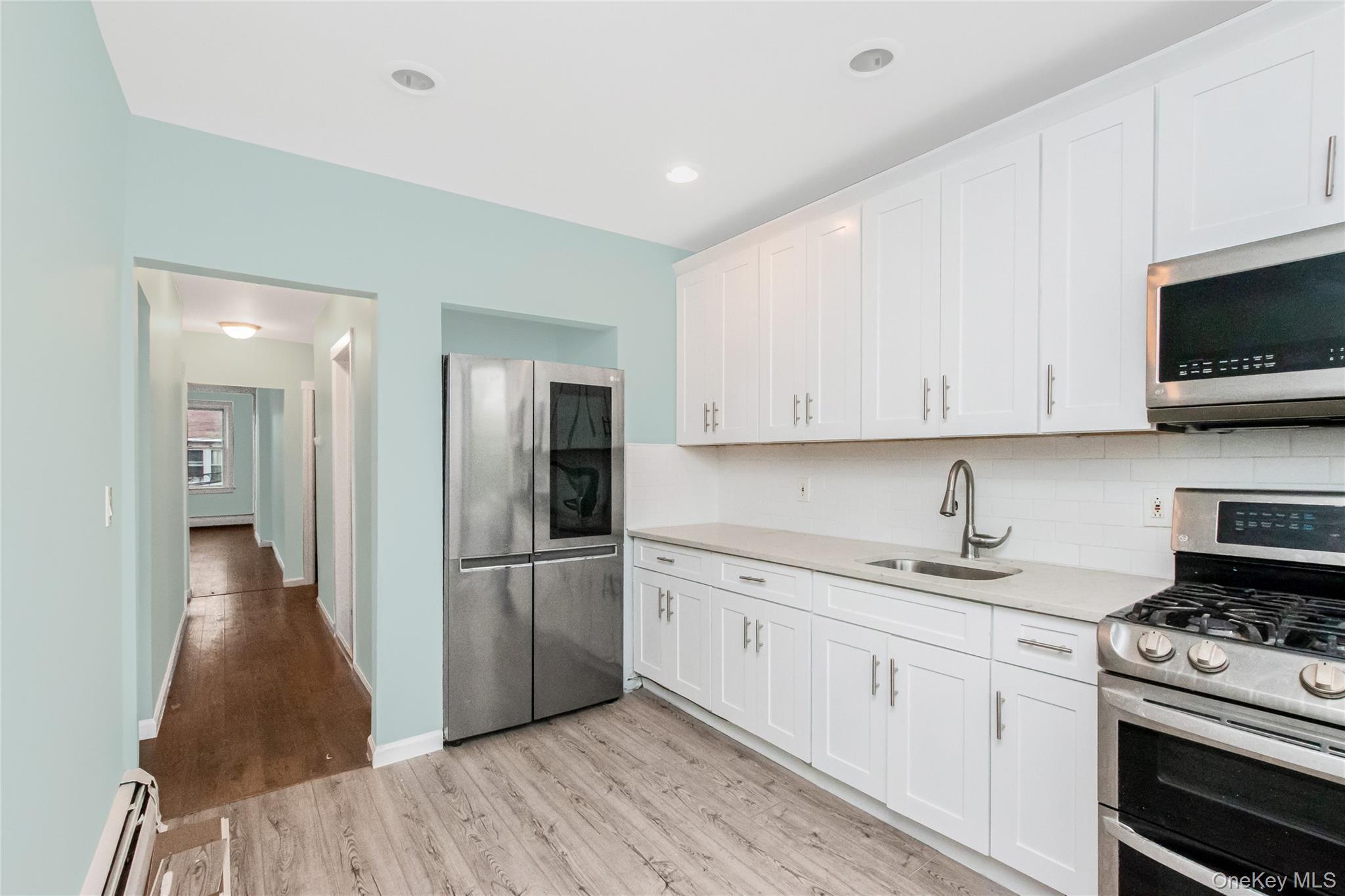 Single Family Harrington  Bronx, NY 10461, MLS-1005420-8