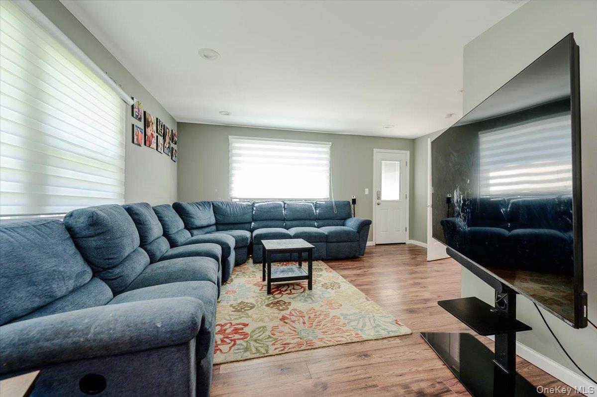 Single Family Allen Road  Nassau County, NY 11598, MLS-1005428-11