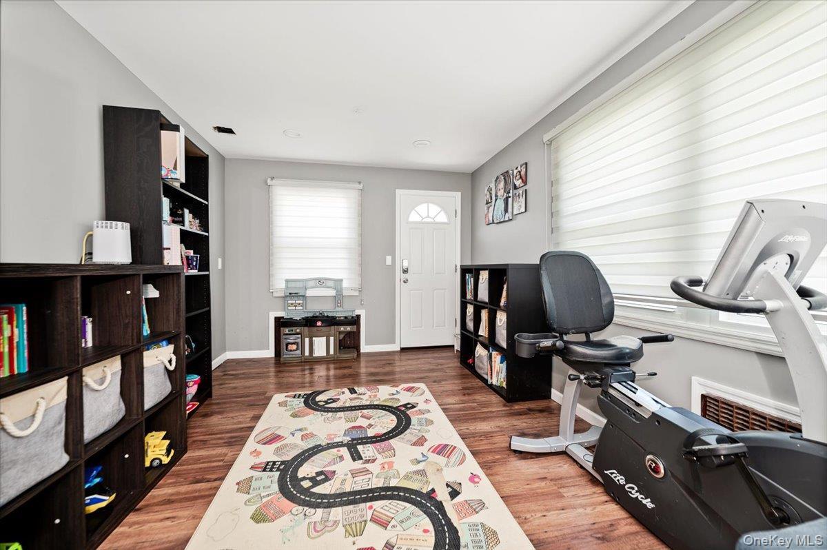 Single Family Allen Road  Nassau County, NY 11598, MLS-1005428-13