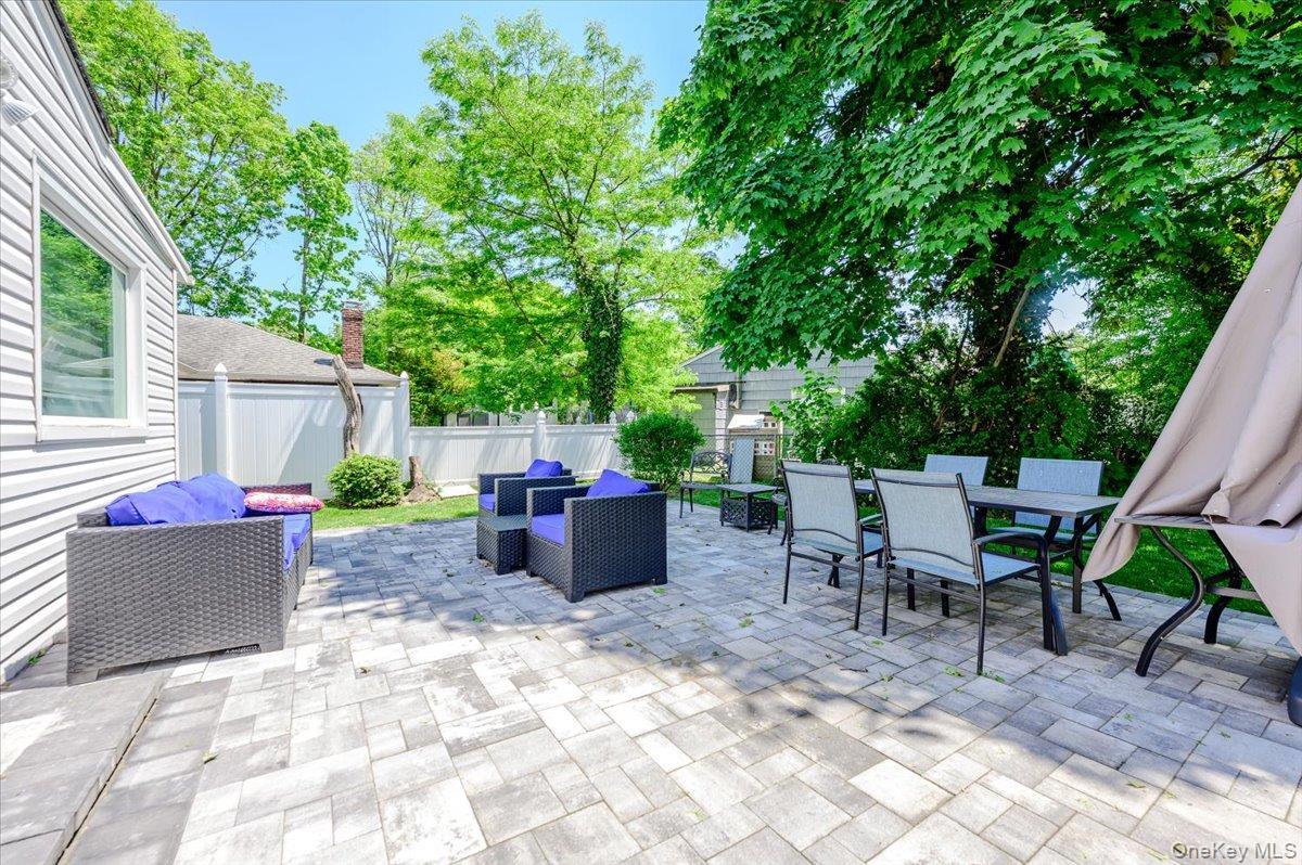 Single Family Allen Road  Nassau County, NY 11598, MLS-1005428-21