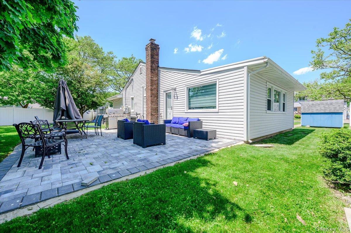 Single Family Allen Road  Nassau County, NY 11598, MLS-1005428-24