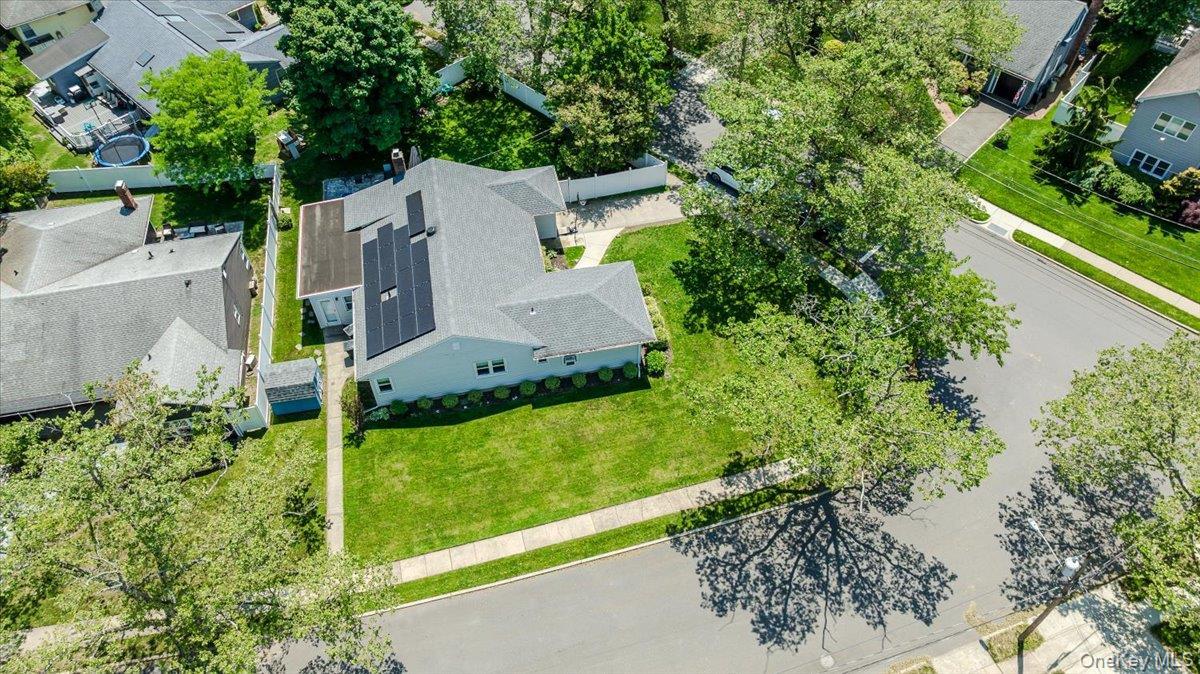 Single Family Allen Road  Nassau County, NY 11598, MLS-1005428-30