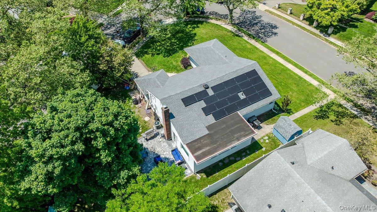 Single Family Allen Road  Nassau County, NY 11598, MLS-1005428-33