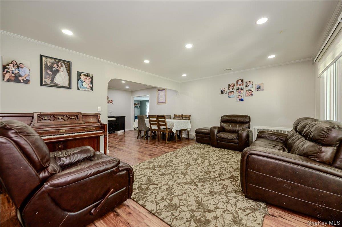 Single Family Allen Road  Nassau County, NY 11598, MLS-1005428-5