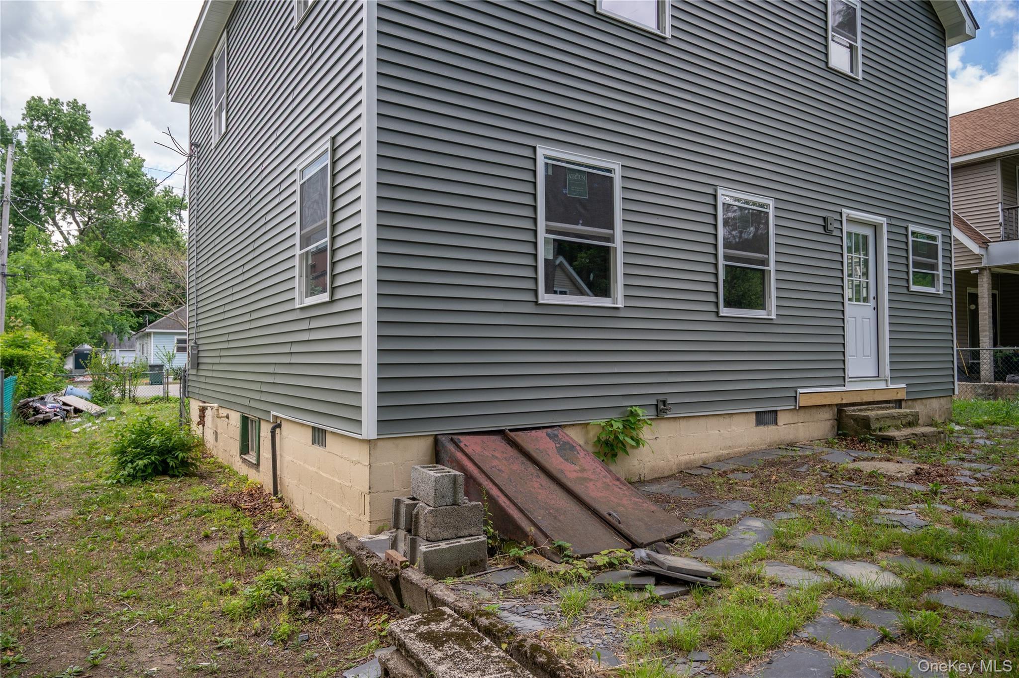 Single Family Oak Street  Orange County, NY 10925, MLS-1005448-17