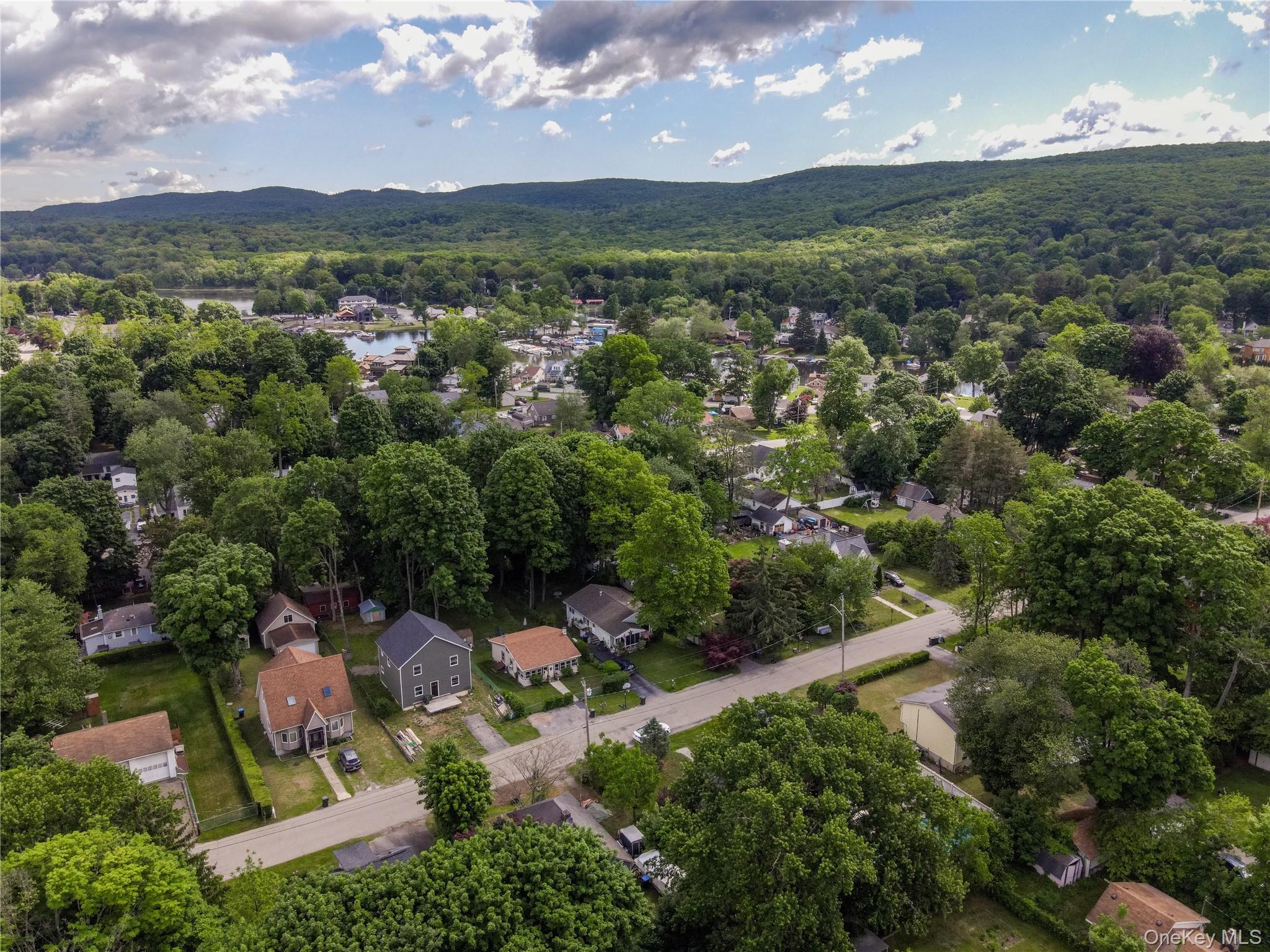 Single Family Oak Street  Orange County, NY 10925, MLS-1005448-25
