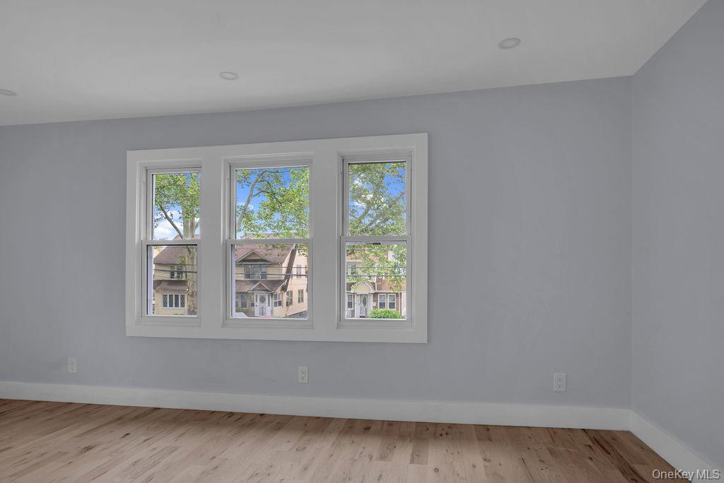 Single Family 115th Queens, NY 11412, MLS-1005455-11