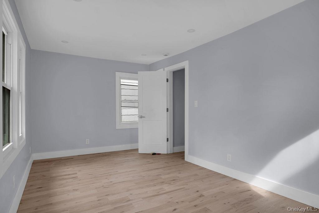 Single Family 115th Queens, NY 11412, MLS-1005455-13