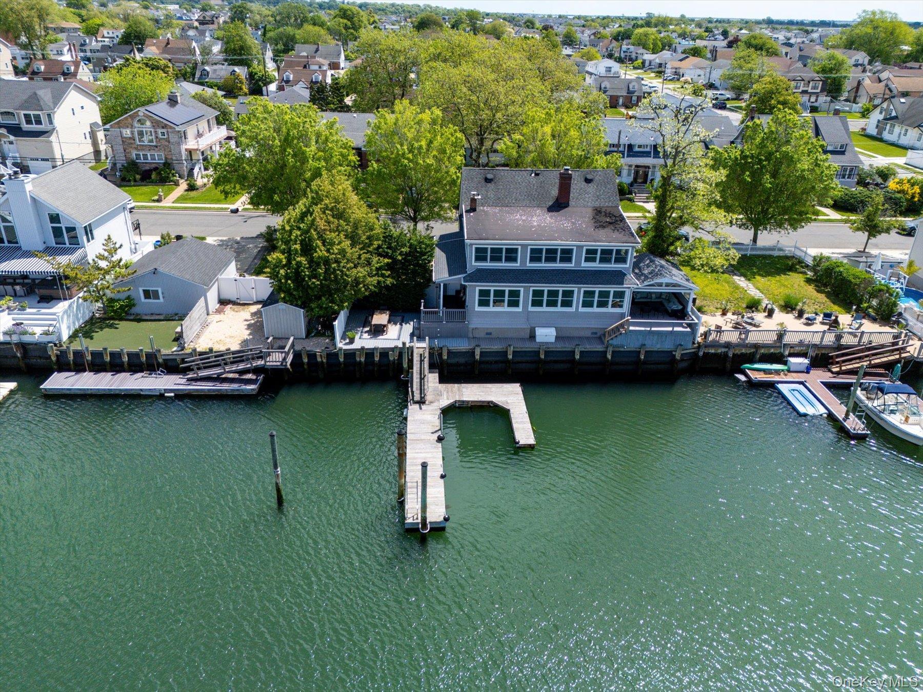 Single Family Roosevelt Avenue Nassau County, NY 11520, MLS-1005548-13
