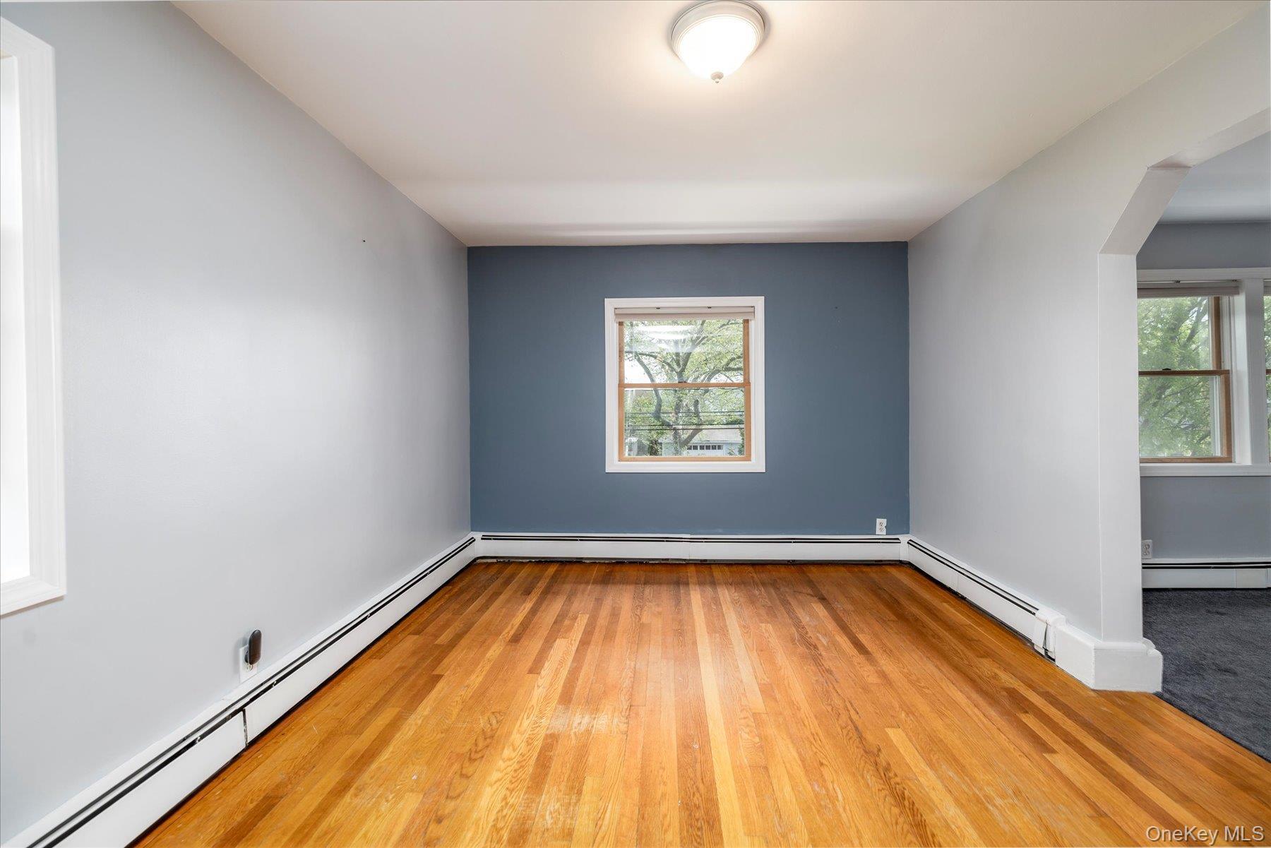 Single Family Roosevelt Avenue Nassau County, NY 11520, MLS-1005548-41