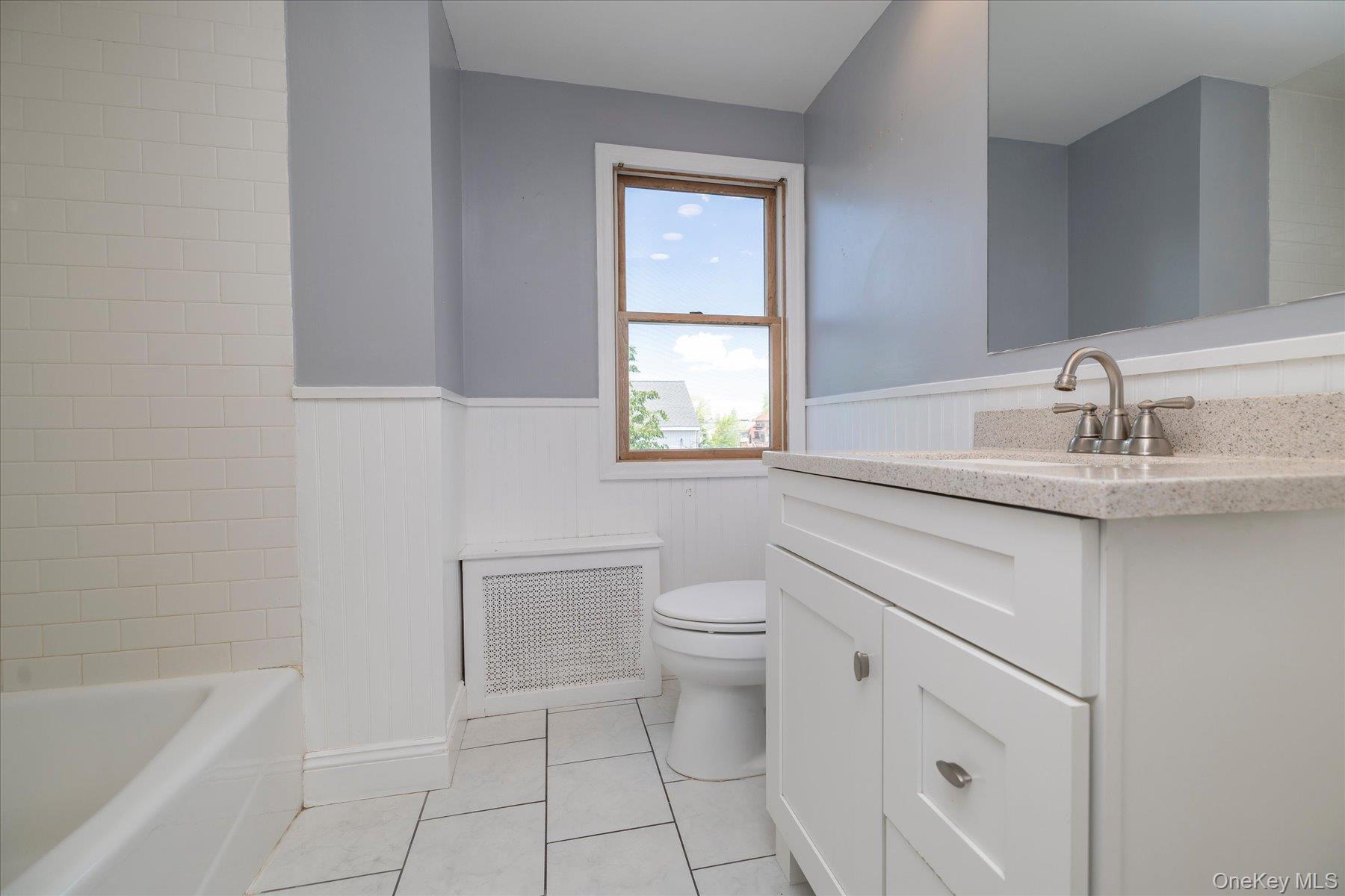 Single Family Roosevelt Avenue Nassau County, NY 11520, MLS-1005548-44