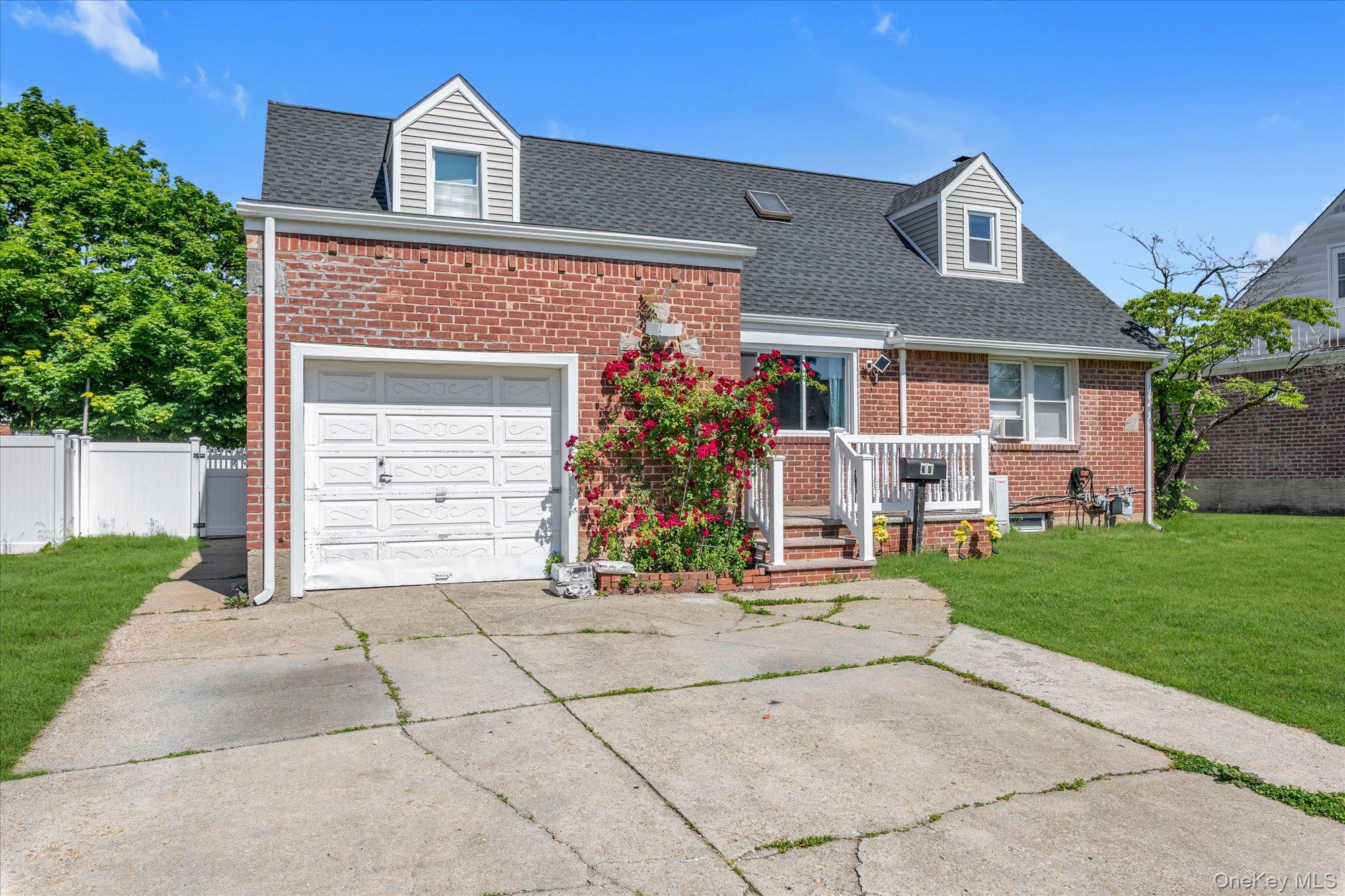 Single Family Newburgh Street  Nassau County, NY 11003, MLS-1005557-18