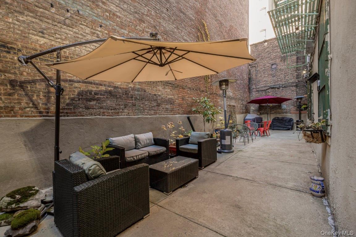 Coop Amsterdam Avenue  Manhattan, NY 10031, MLS-1005563-17