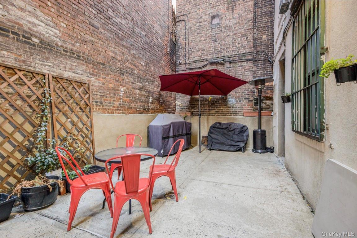 Coop Amsterdam Avenue  Manhattan, NY 10031, MLS-1005563-18