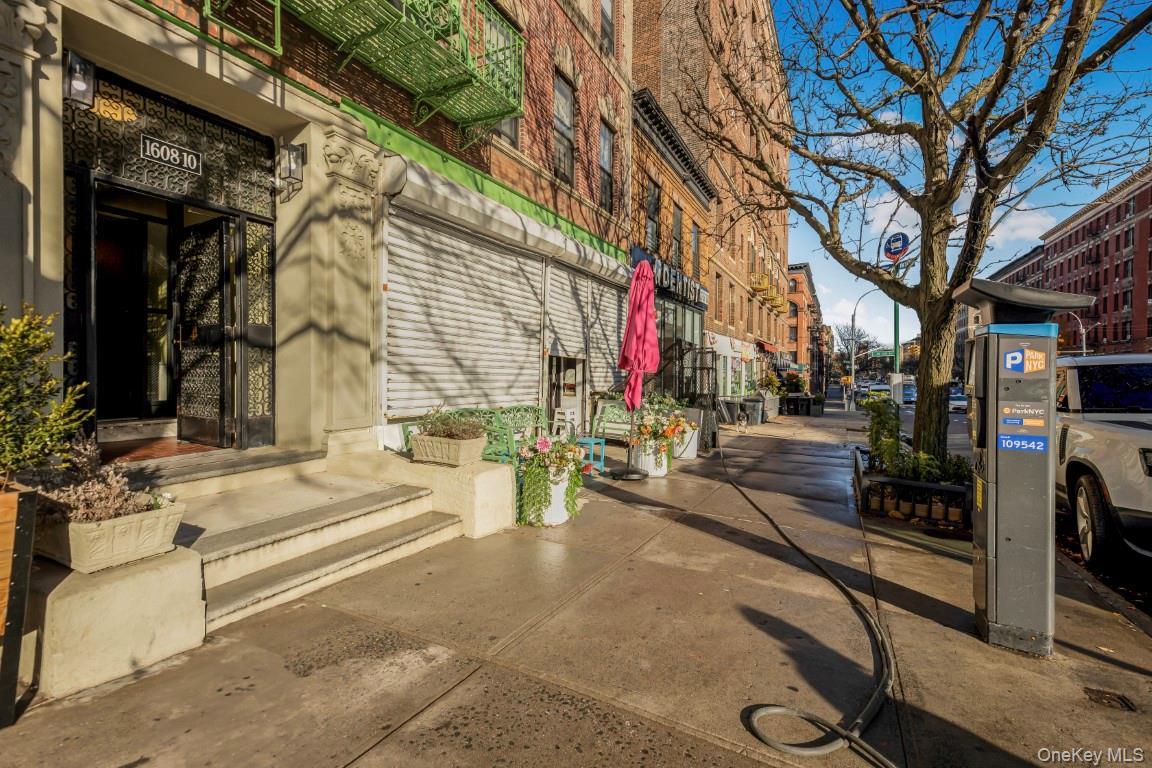 Coop Amsterdam Avenue  Manhattan, NY 10031, MLS-1005563-21