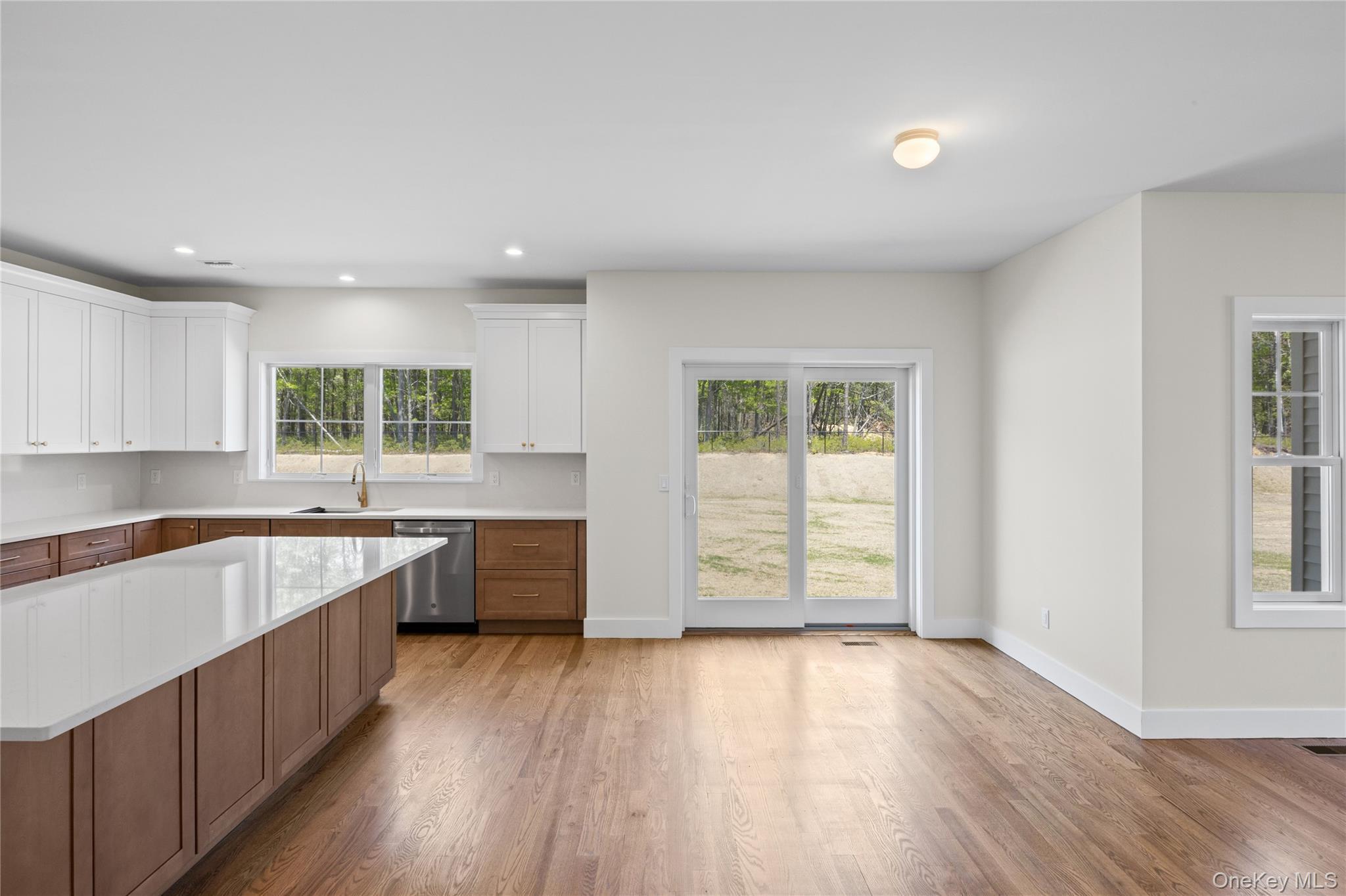 Single Family Jersey Avenue Suffolk County, NY 11764, MLS-1005569-19