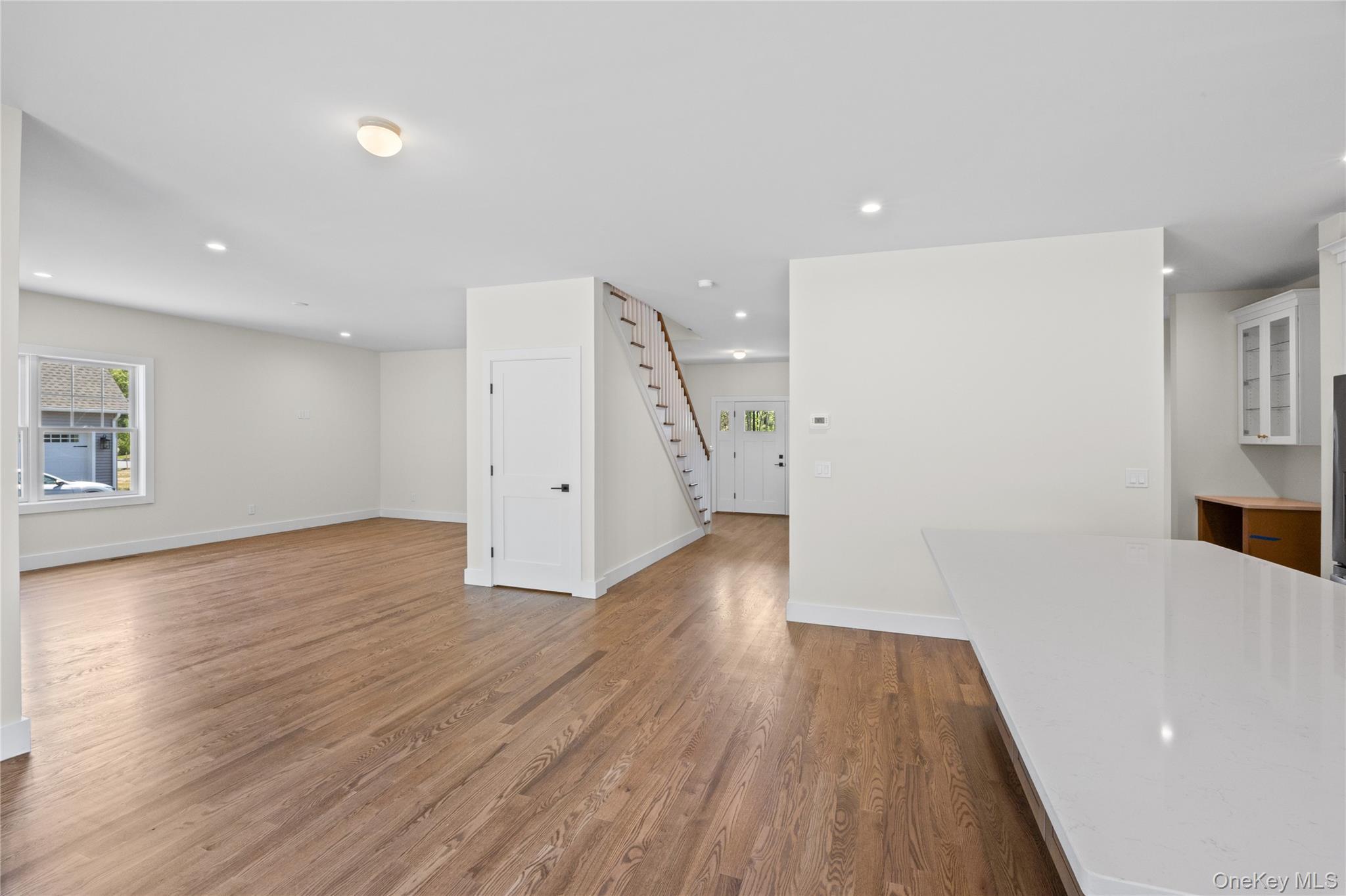 Single Family Jersey Avenue Suffolk County, NY 11764, MLS-1005569-21