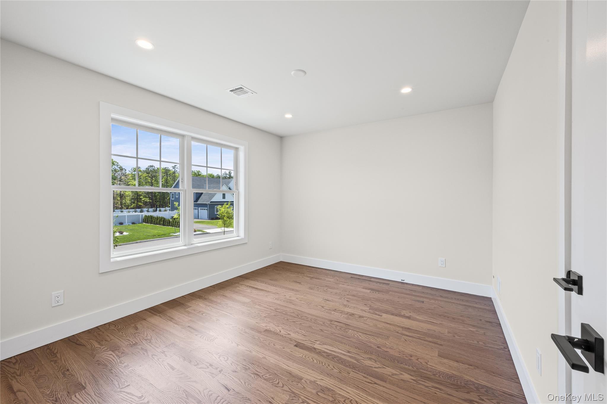 Single Family Jersey Avenue Suffolk County, NY 11764, MLS-1005569-36