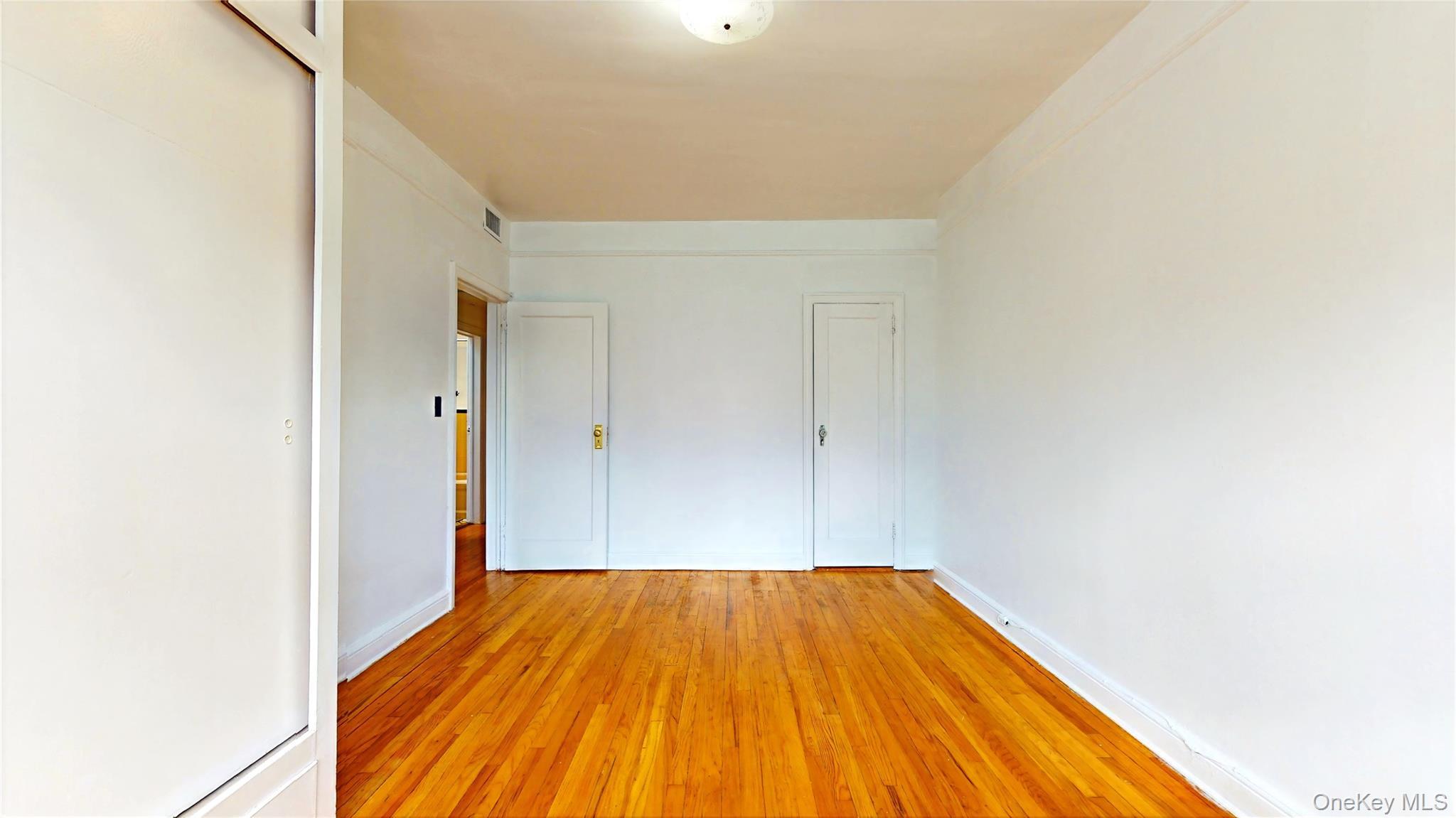 Single Family 82nd Queens, NY 11370, MLS-1005601-13