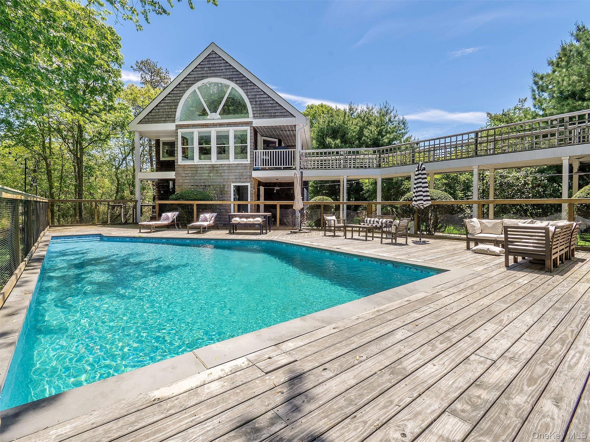 Single Family Old Meeting House Road  Suffolk County, NY 11978, MLS-1005610-2