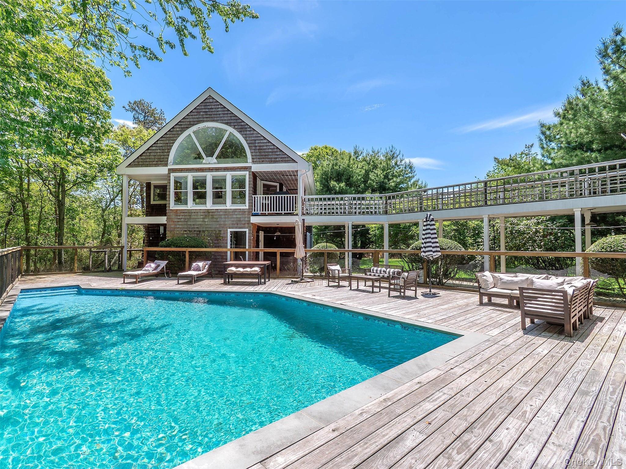 Single Family Old Meeting House Road  Suffolk County, NY 11978, MLS-1005610-26