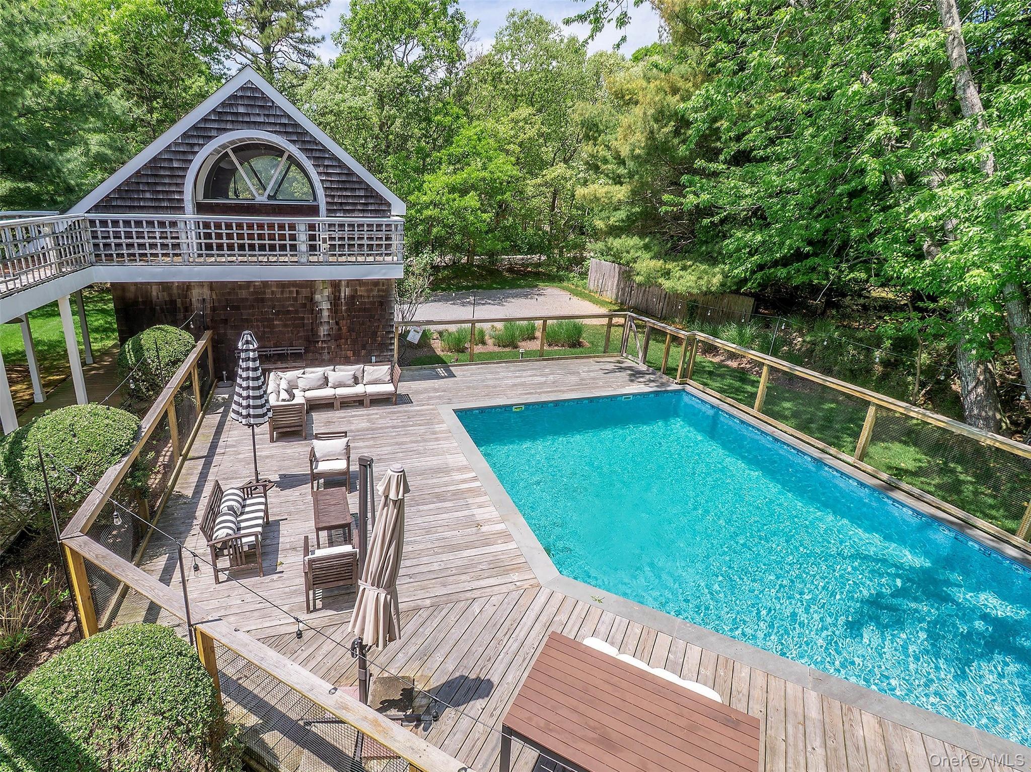 Single Family Old Meeting House Road  Suffolk County, NY 11978, MLS-1005610-34