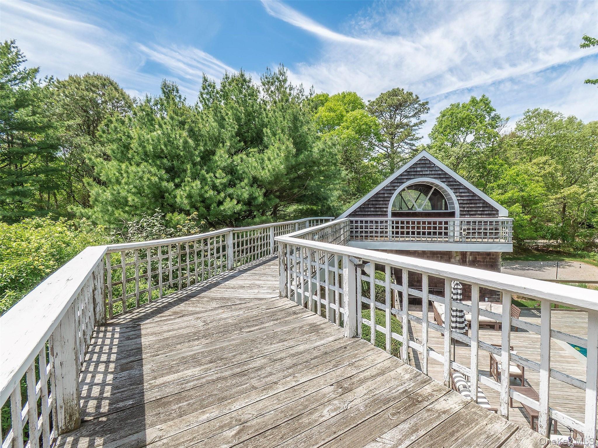Single Family Old Meeting House Road  Suffolk County, NY 11978, MLS-1005610-36