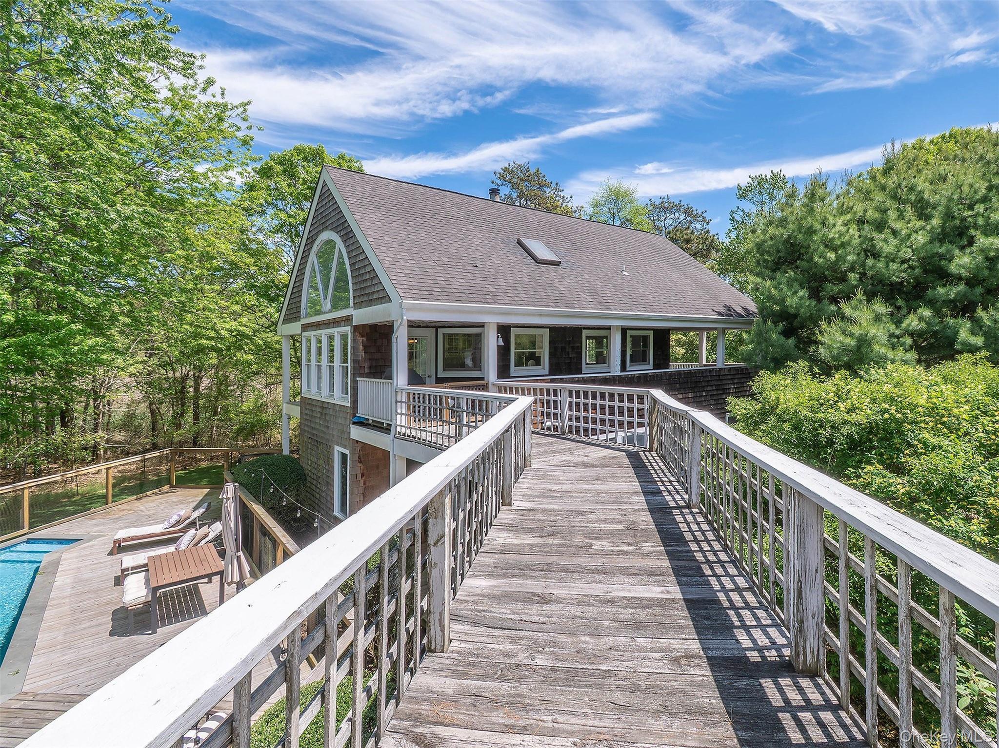 Single Family Old Meeting House Road  Suffolk County, NY 11978, MLS-1005610-37