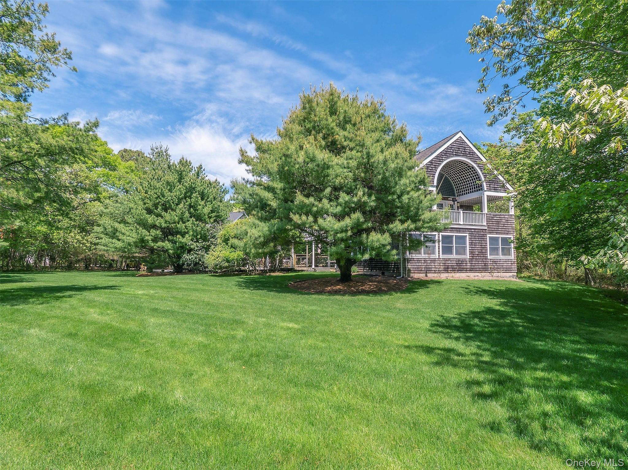 Single Family Old Meeting House Road  Suffolk County, NY 11978, MLS-1005610-38