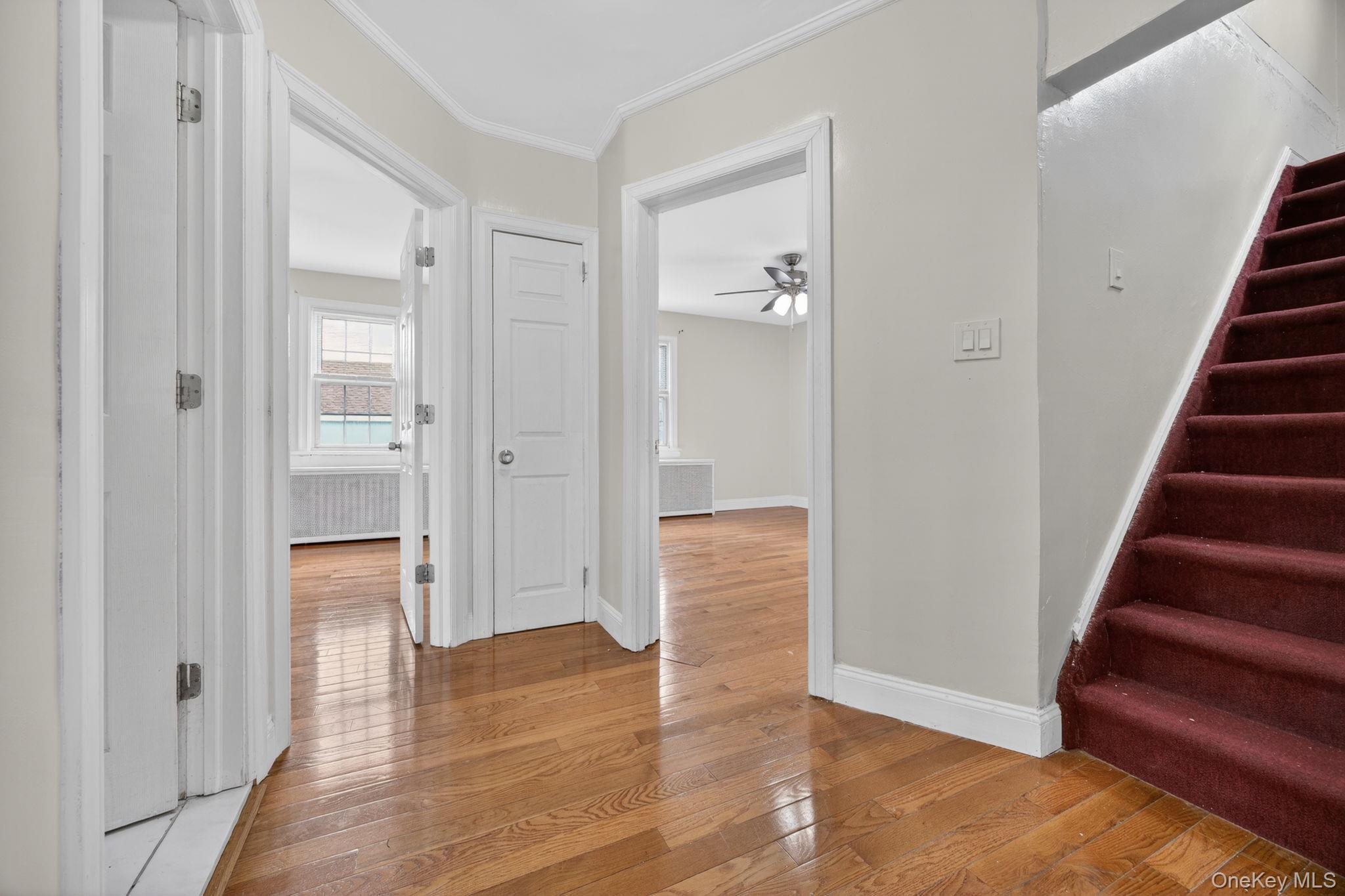Single Family Little Neck Queens, NY 11004, MLS-1005623-9