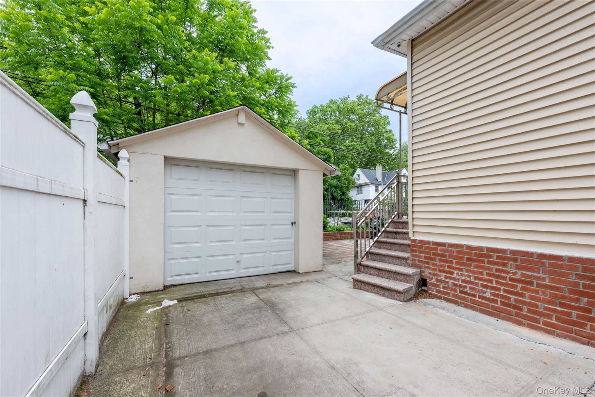 Single Family E 16th Street  Brooklyn, NY 11226, MLS-1005637-38