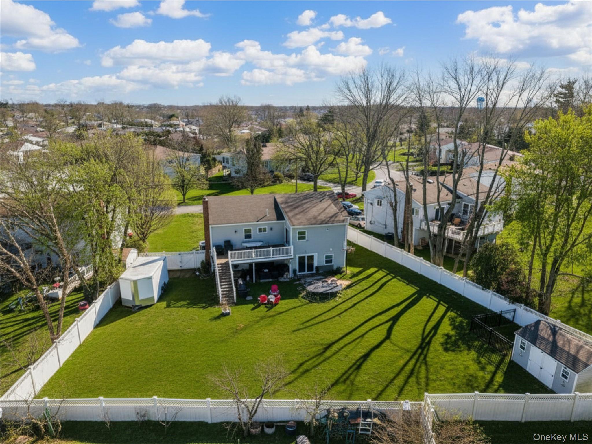 Single Family Dunhill Road  Nassau County, NY 11040, MLS-1005653-30