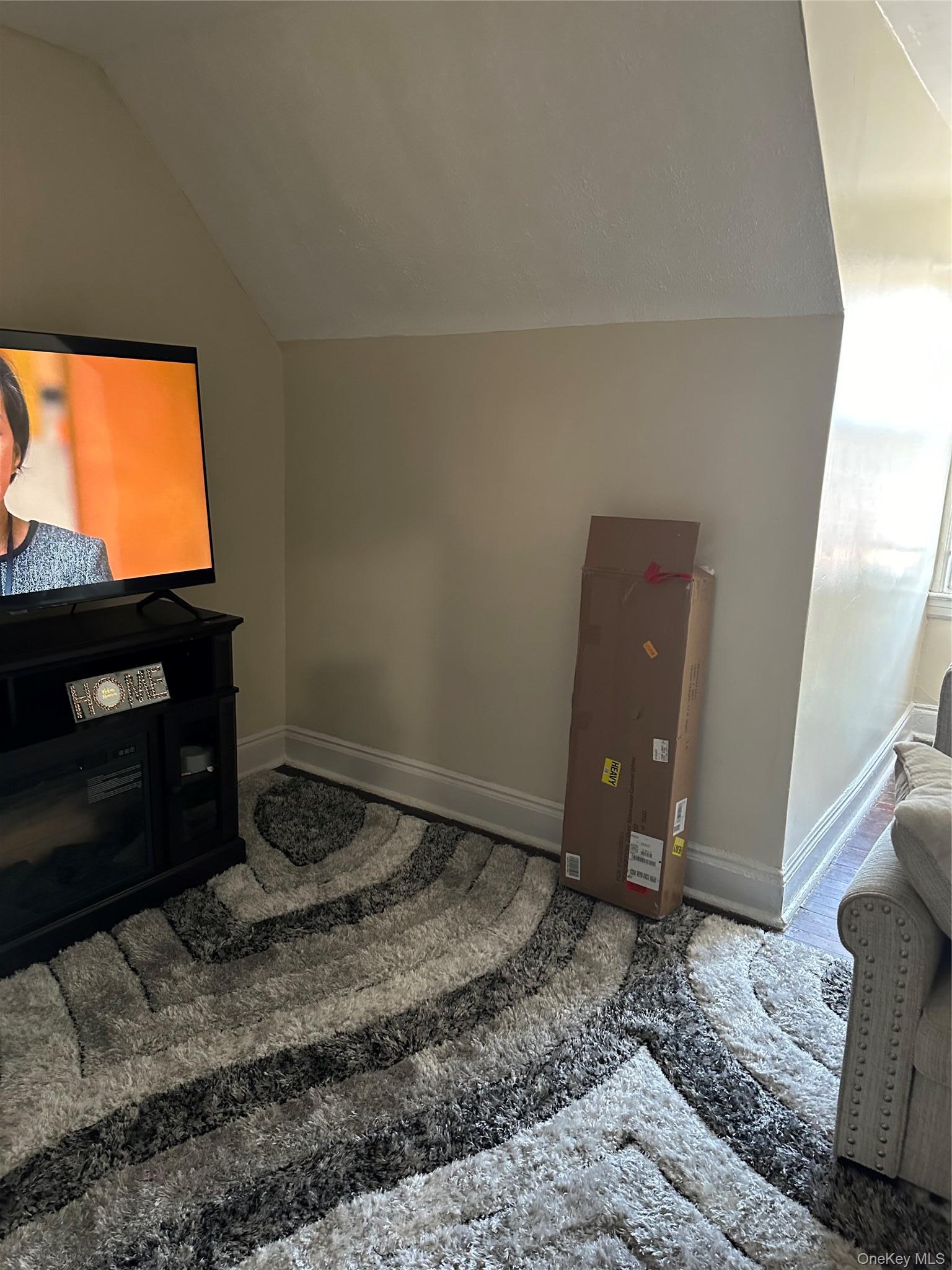 Single Family Paulding  Bronx, NY 10469, MLS-1005674-17