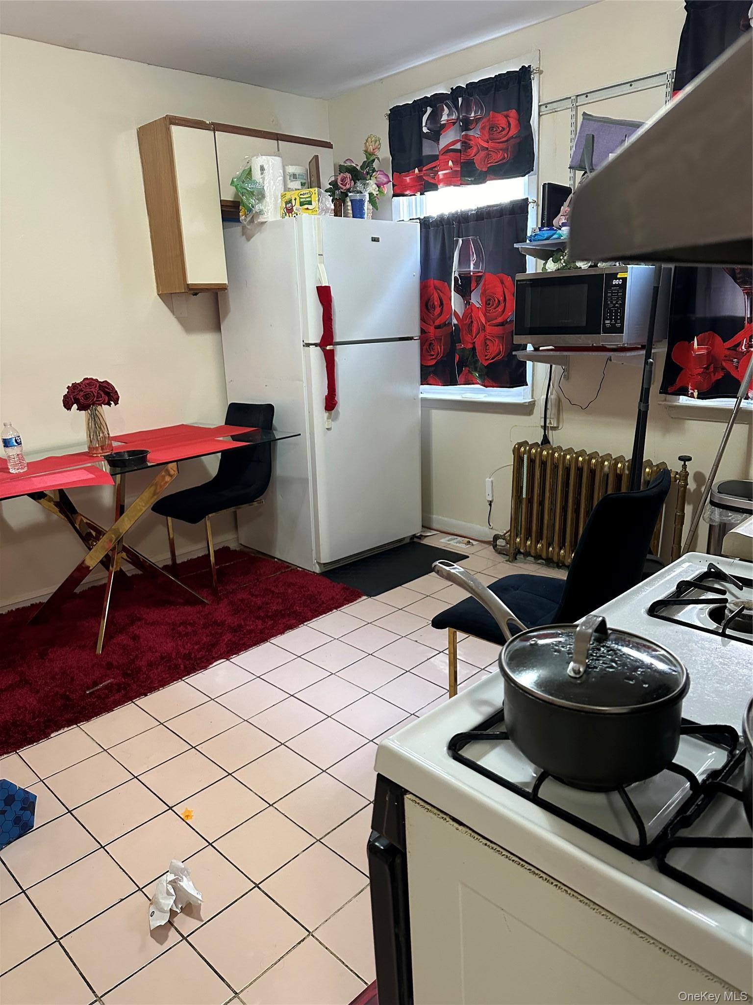 Single Family Paulding  Bronx, NY 10469, MLS-1005674-21