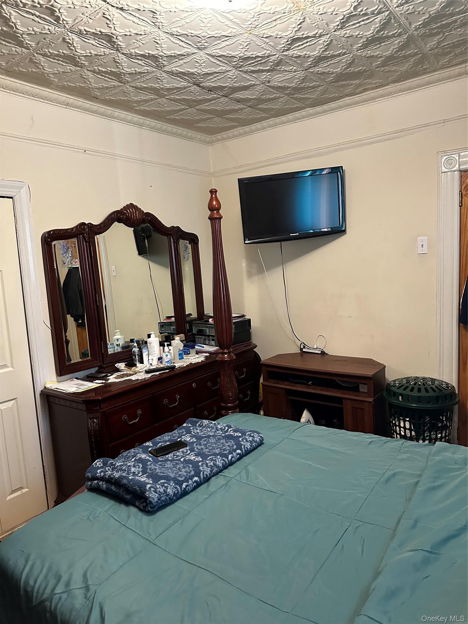 Single Family Paulding  Bronx, NY 10469, MLS-1005674-5