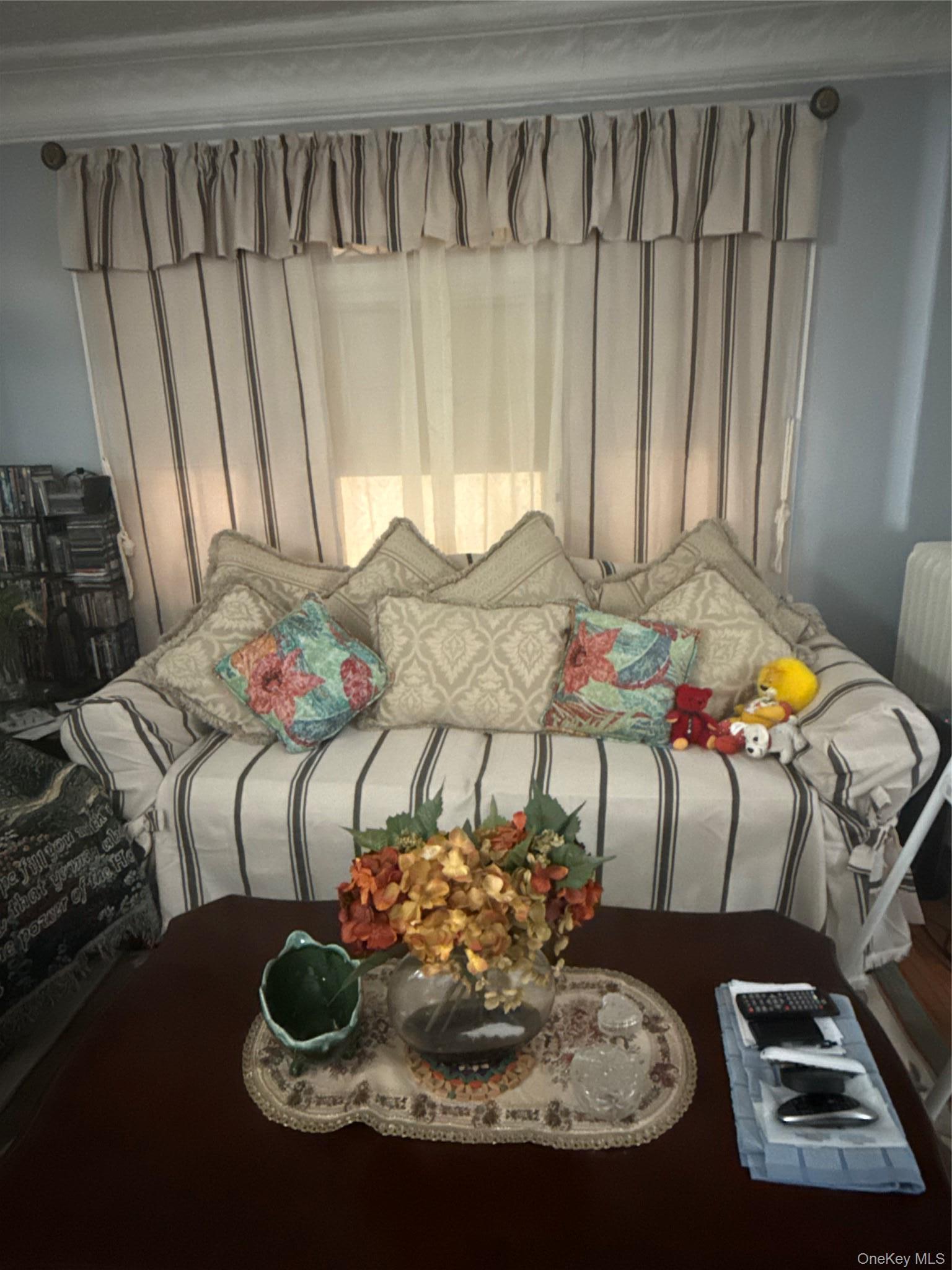 Single Family 196th Queens, NY 11412, MLS-1005680-4
