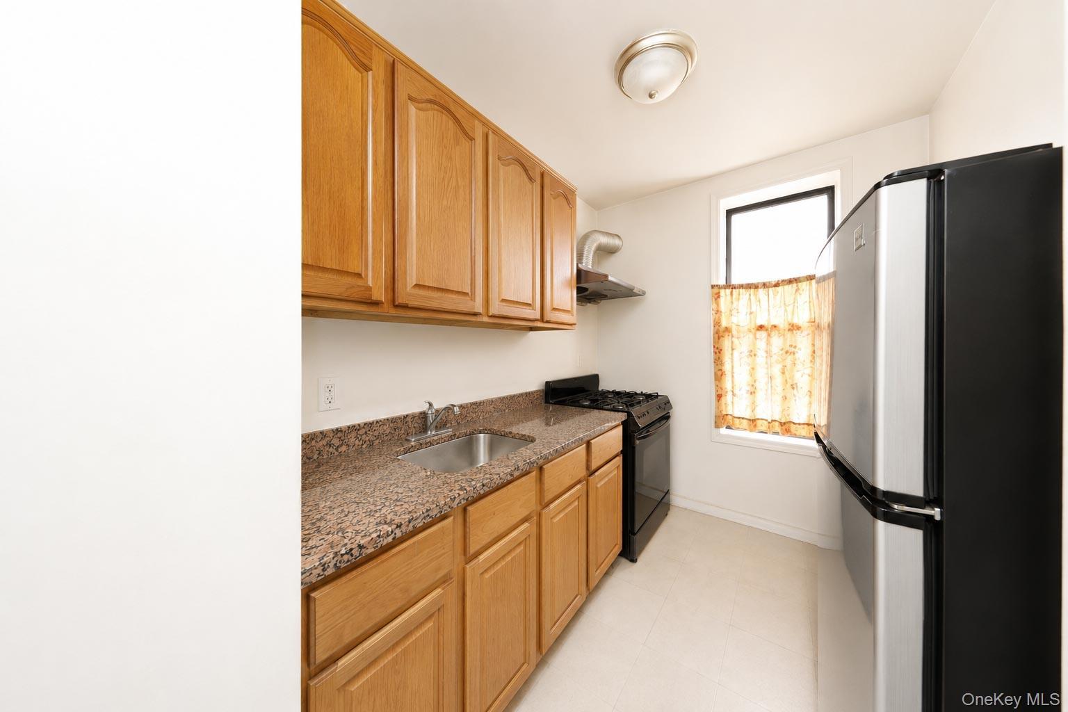 Commercial Sale 3rd  Brooklyn, NY 11209, MLS-1005683-11