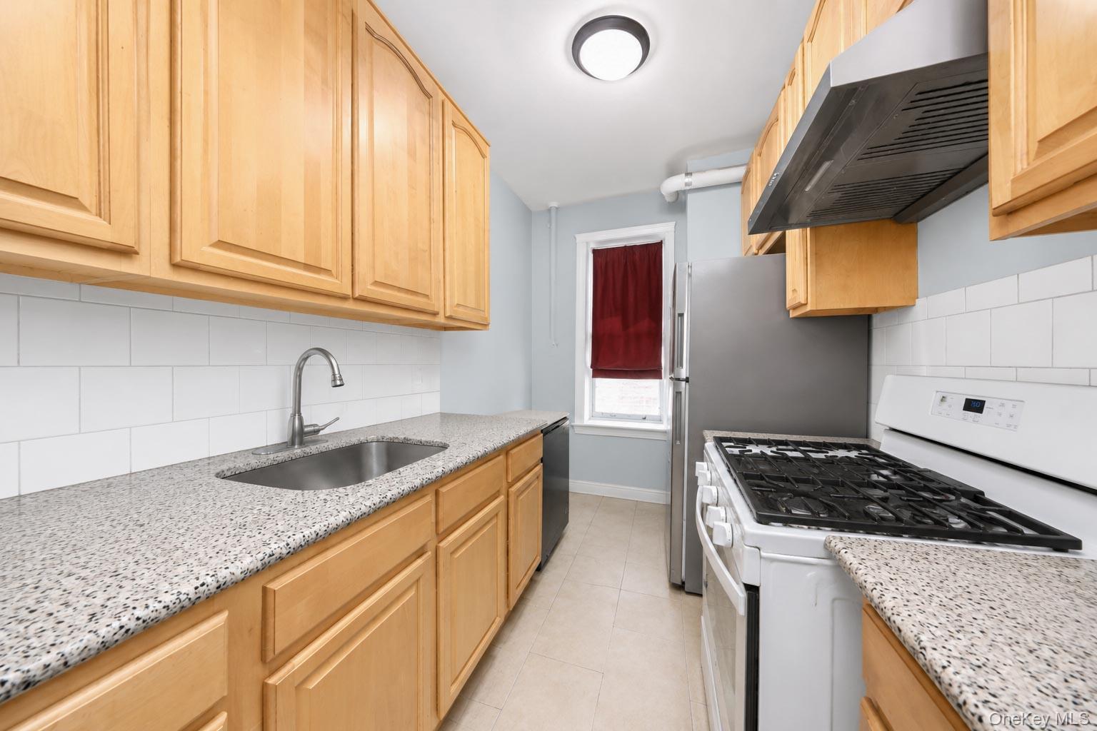 Commercial Sale 3rd  Brooklyn, NY 11209, MLS-1005683-25