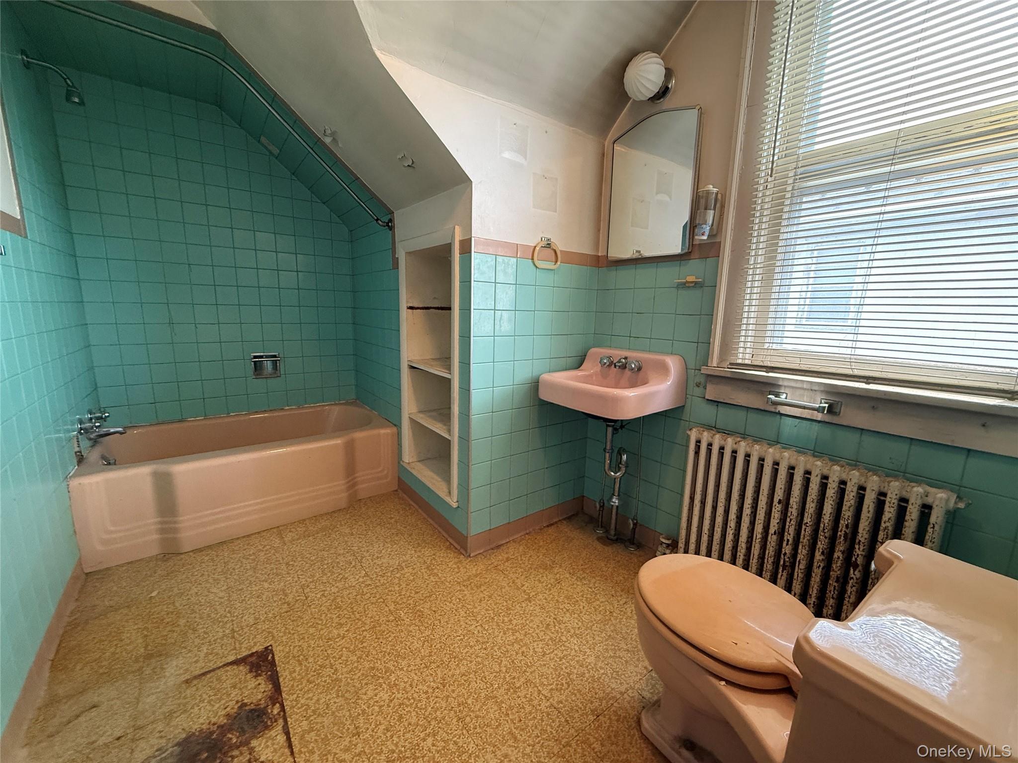 Single Family White Orange County, NY 12771, MLS-1005711-15