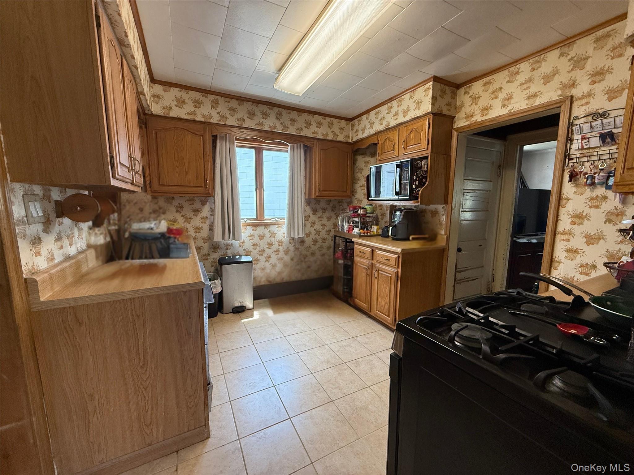 Single Family White Orange County, NY 12771, MLS-1005711-2